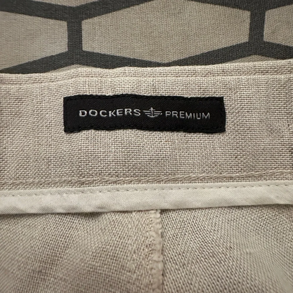 Dockers Premium linen blend relaxed fit beige trousers
